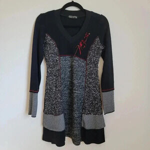Women's Black and Gray Sweater Dress